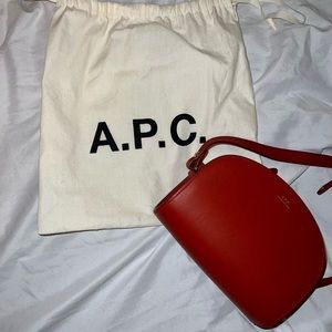 APC Demi-Lune bag | COLOR: Carmine Red